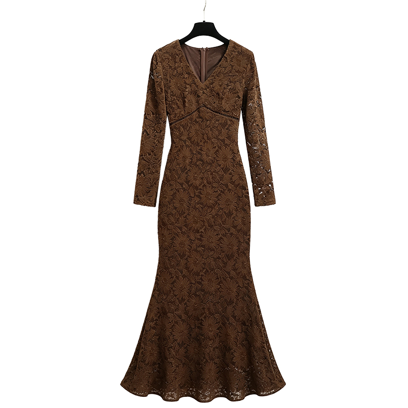 2026 Autumn French Vintage Lace Long Dress Slim V-Neck Flattering Commute Base Dress 91608 - Image 5
